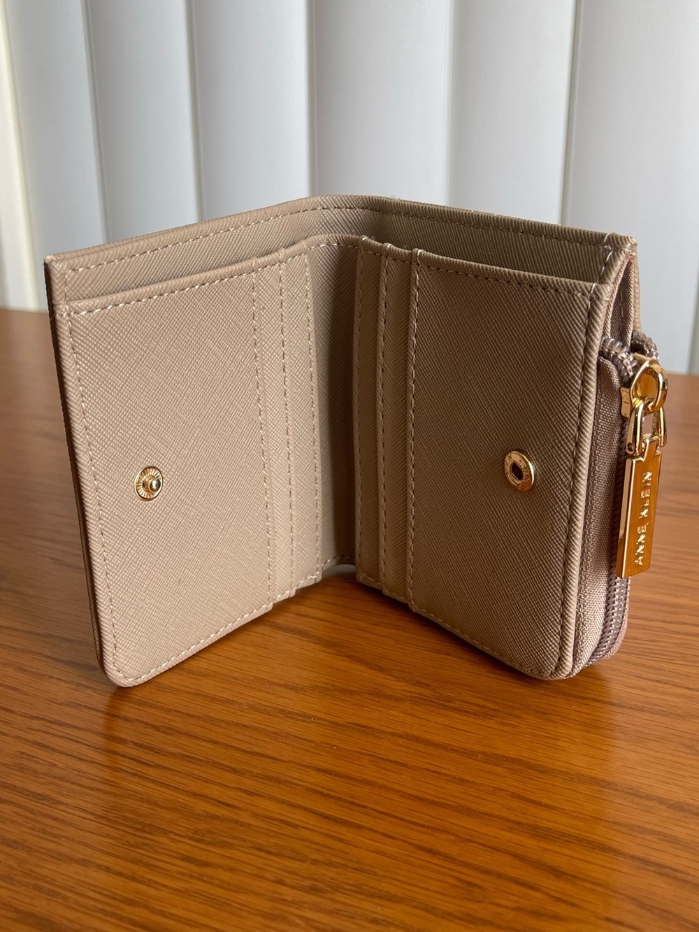 Anne Klein Small Wallet Light Taupe - Picture 8 of 16